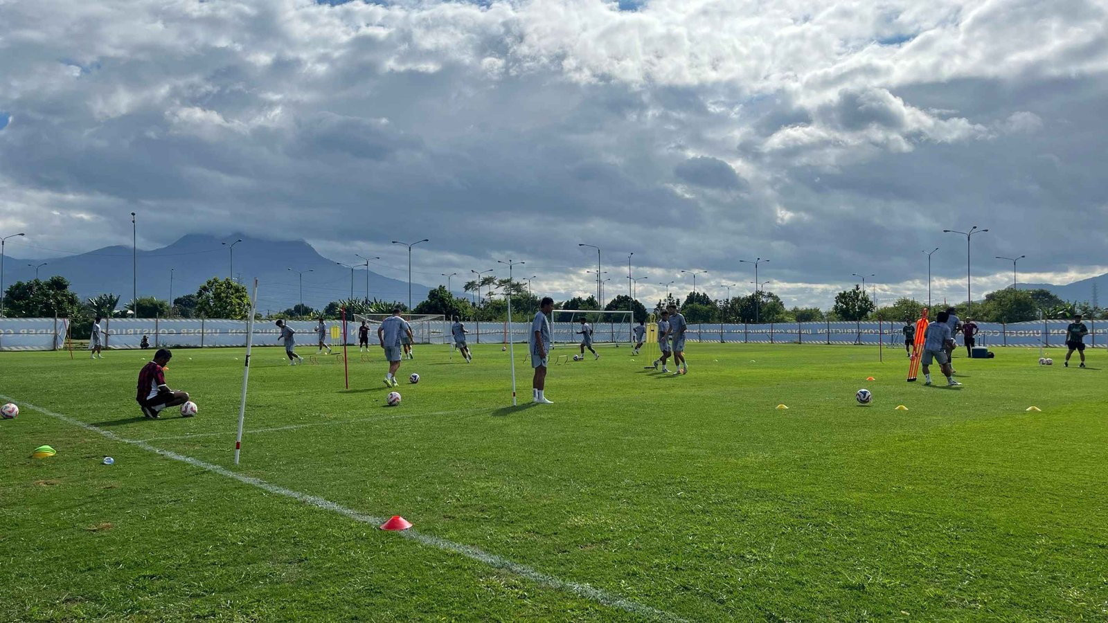 The Rise of AI-Powered Personal Assistants: How They Manage